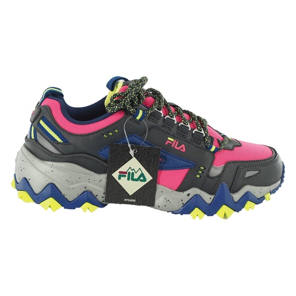 Fila Oakmont TR Sneakers - Picture 1 of 9